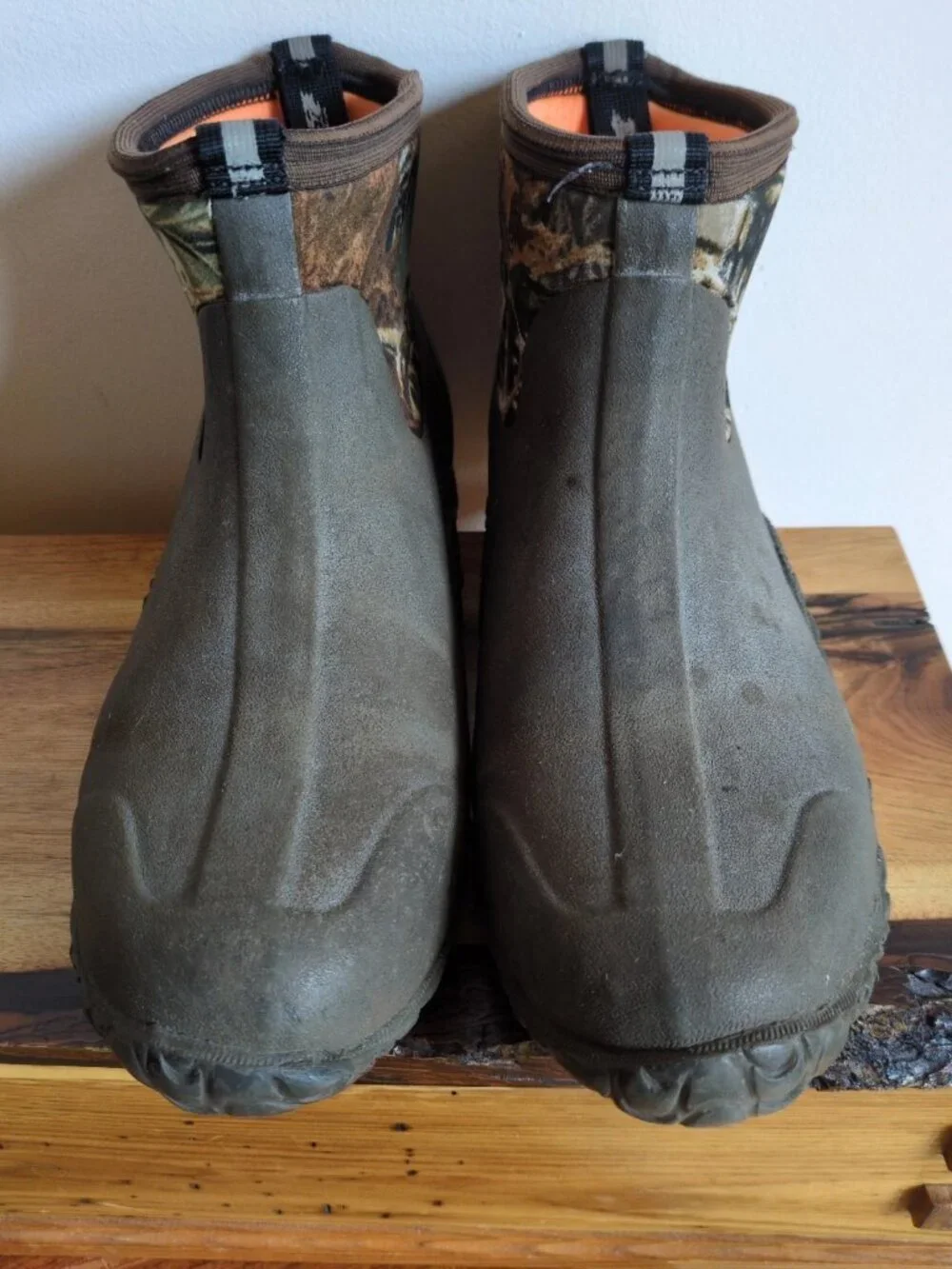 Cabelas Muck Boot Company Ankle Boots Women's Size 12 Waterproof Camo Shoes